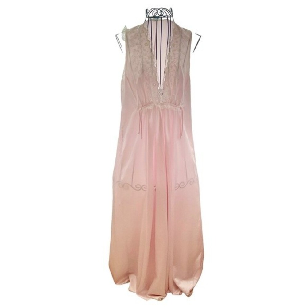 Vintage Eve Stillman Pink Long Silky Bridal Nightgown Floral and Lace Detail